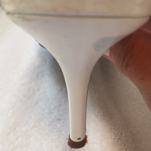 Oscar de La Renta elegant slingback heels - Picture 7 of 8